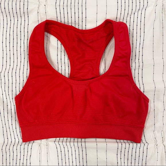 FOREVER 21 | Red Seamless Sports Bra - Picture 2 of 3
